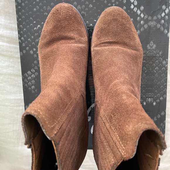 Sam EDELMAN- brown suede booties - Picture 6 of 7